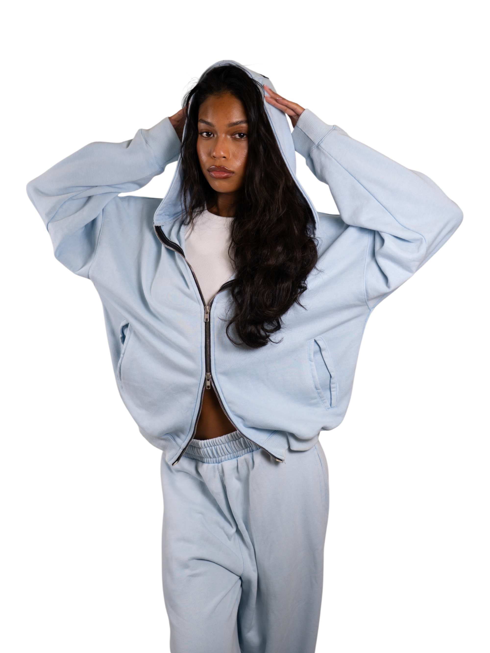 ESSENTIAL ZIP-UP