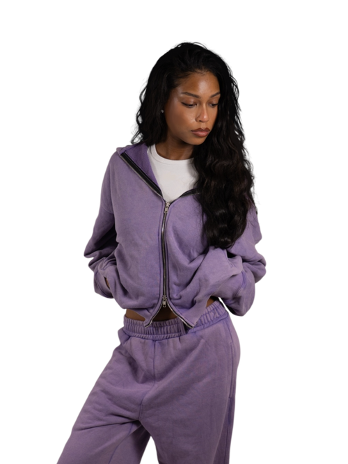 ESSENTIAL ZIP-UP